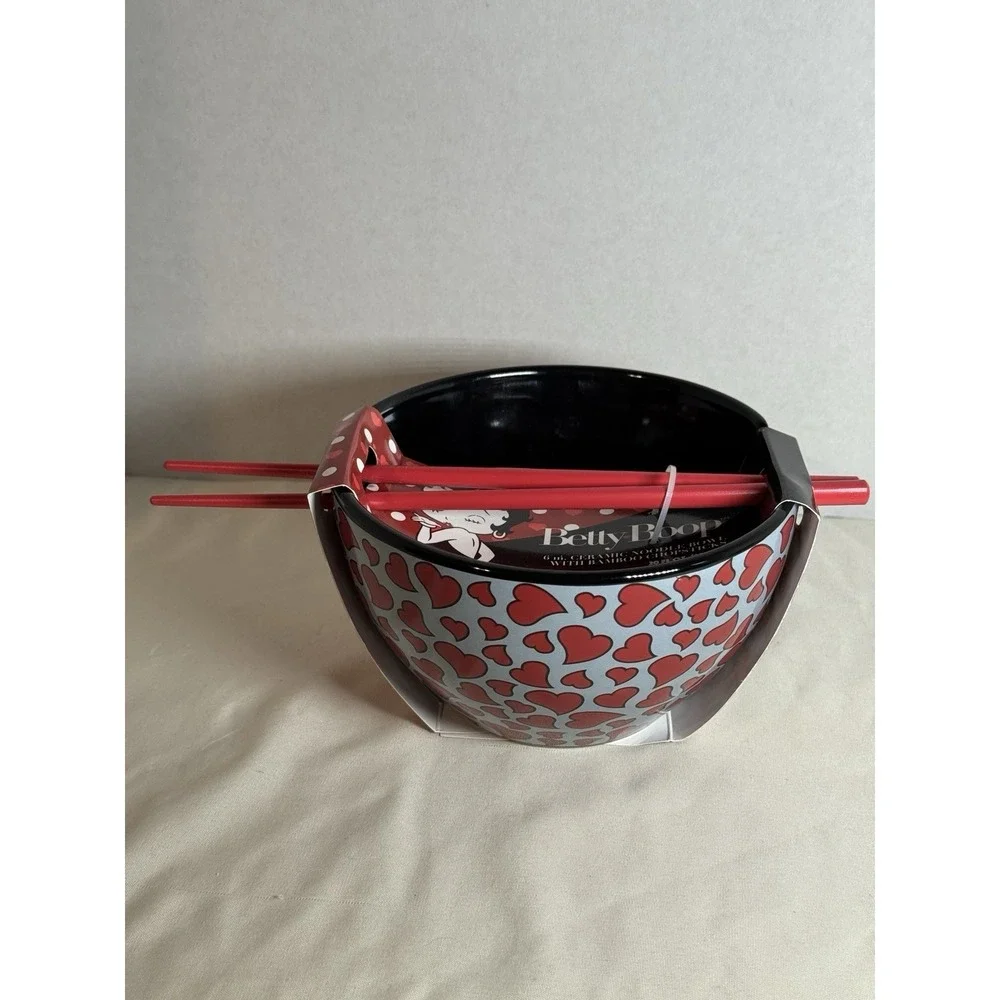 Betty Boop Hearts Ramen Noodle Ceramic Bowl Chopsticks New - Picture 4 of 8